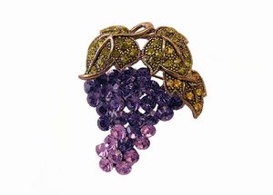 Grape Pin